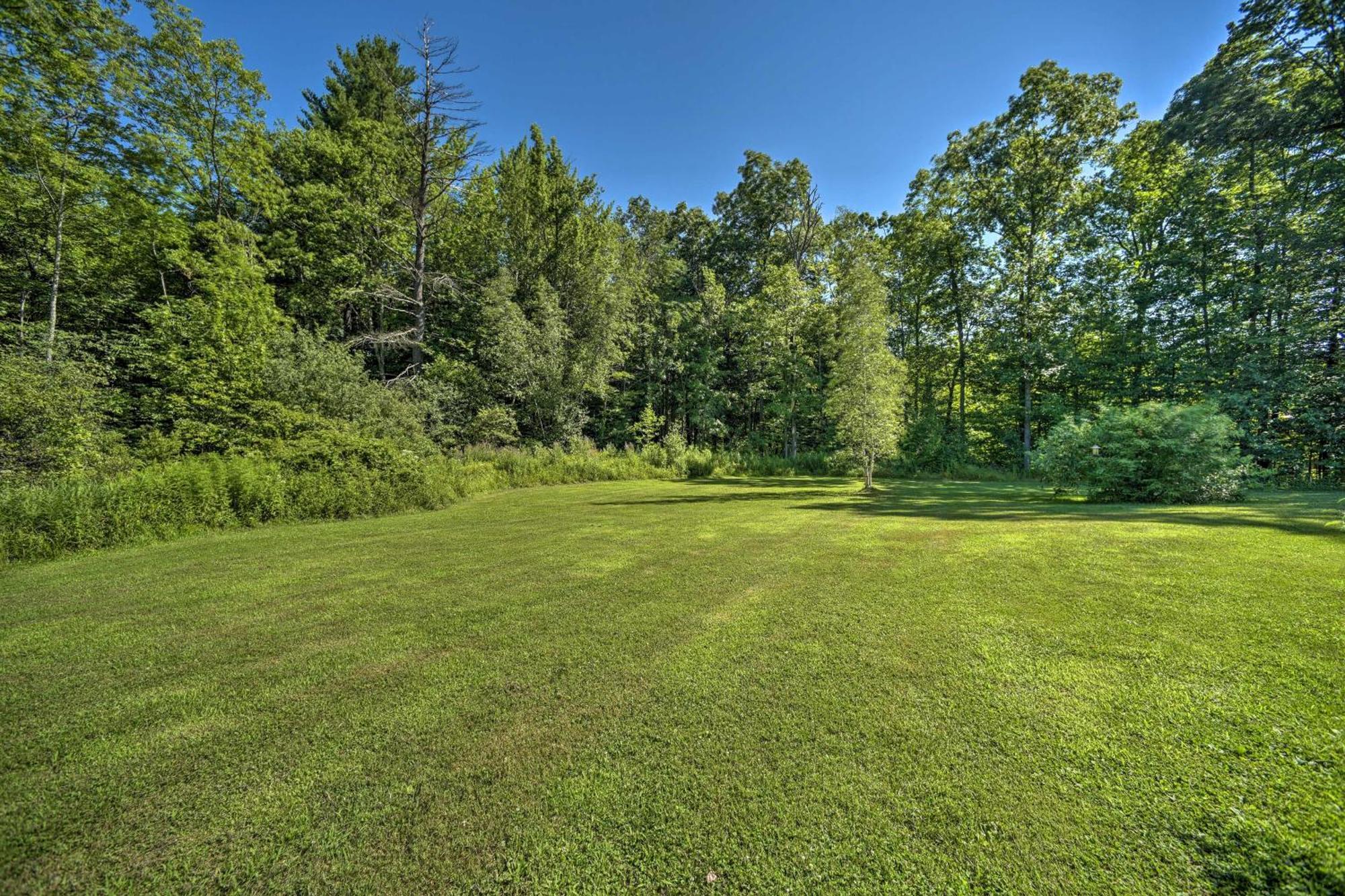 Modern Studio Less Than 13 Mi To Saratoga Racetrack! Ballston Spa Екстериор снимка